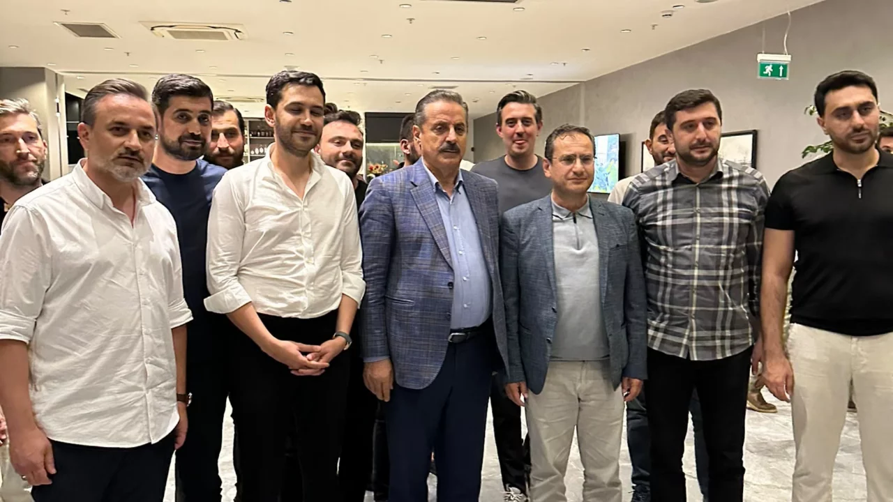 Batman Petrolspor Başkanı Toy'dan Faruk &Ccedil;elik'e ziyaret