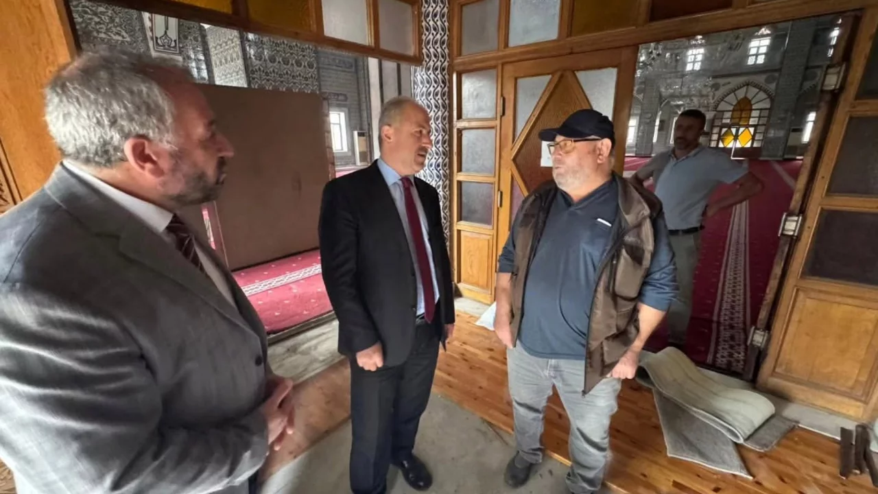 Bursa'da Gazi Orhanbey Camii tadilatında sona doğru