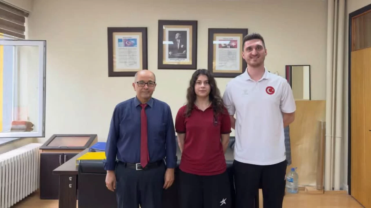 Bursa'dan b&uuml;y&uuml;k başarı! Avusturya'da 4 madalya...