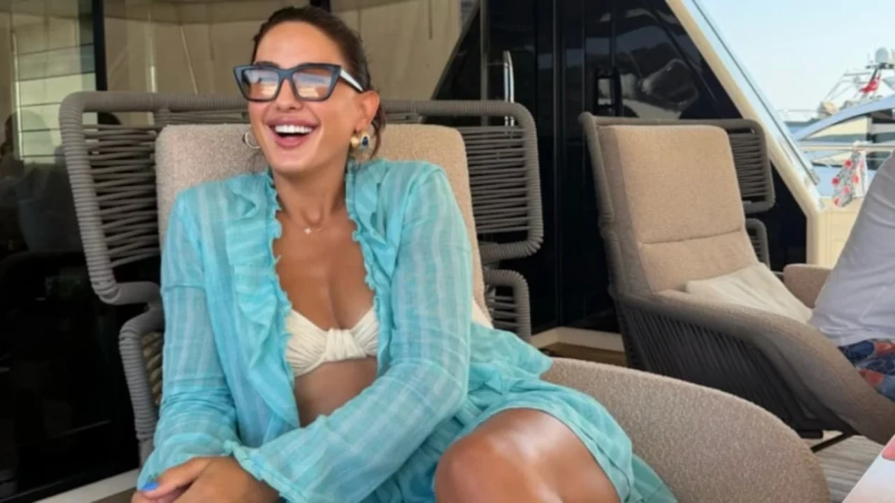Sahra Işık'tan Seray Kaya'ya olay yaratacak s&ouml;zler: "Sevgiline s&ouml;yle, i&ccedil;ip i&ccedil;ip kapıma dayanmasın"