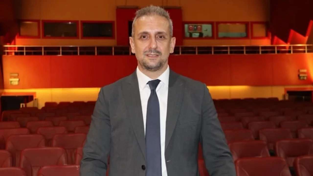 Bursa Devlet Tiyatrosu'nun eski m&uuml;d&uuml;r&uuml; Ankara'ya atandı!