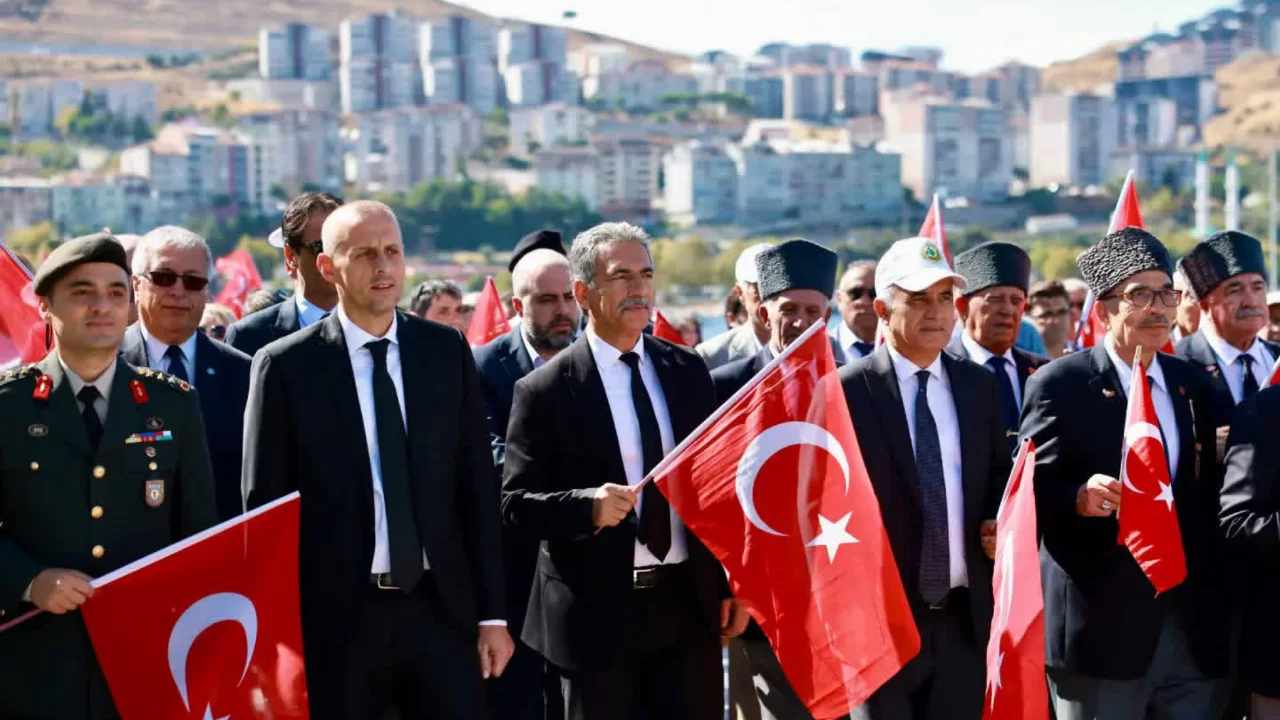 Gemlik'te 19 Eylül Gaziler Günü törenlerle kutlandı