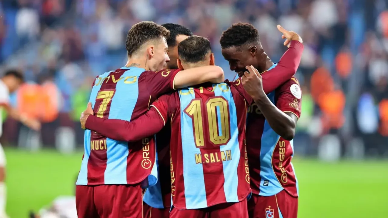 Trabzonspor'dan Galatasaray'a g&ouml;ndermeli paylaşım