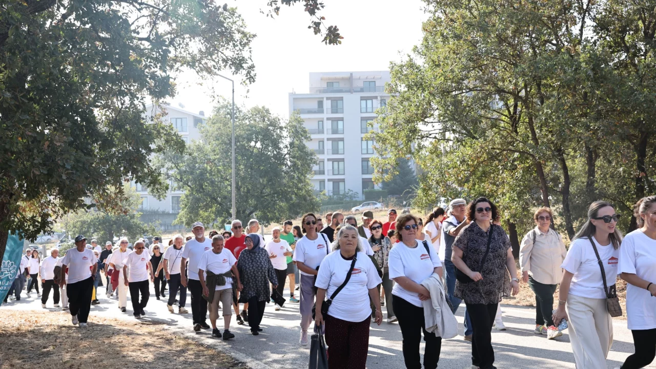 Nil&uuml;fer'de unutmaya karşı adım attılar