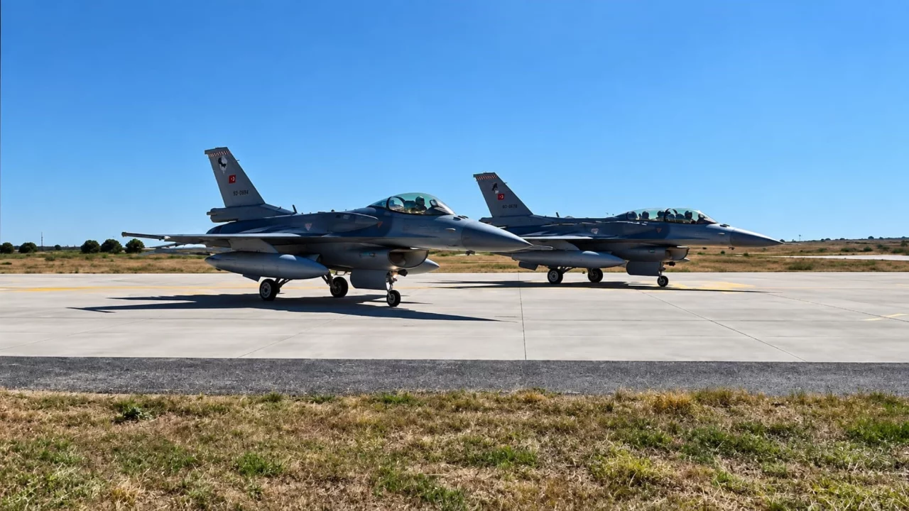 Türk F-16'ları Romanya semalarında: Burebista-2026 tatbikatı başladı