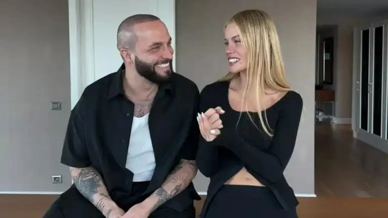 Berkay'da "Hata Benim'e Aslı Turan'lı klip
