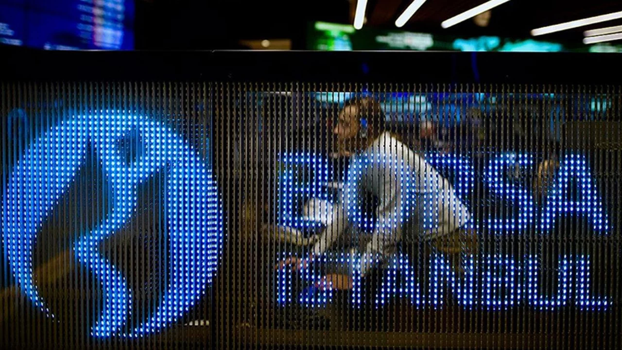 Borsa İstanbul'da fon etkisi s&uuml;r&uuml;yor