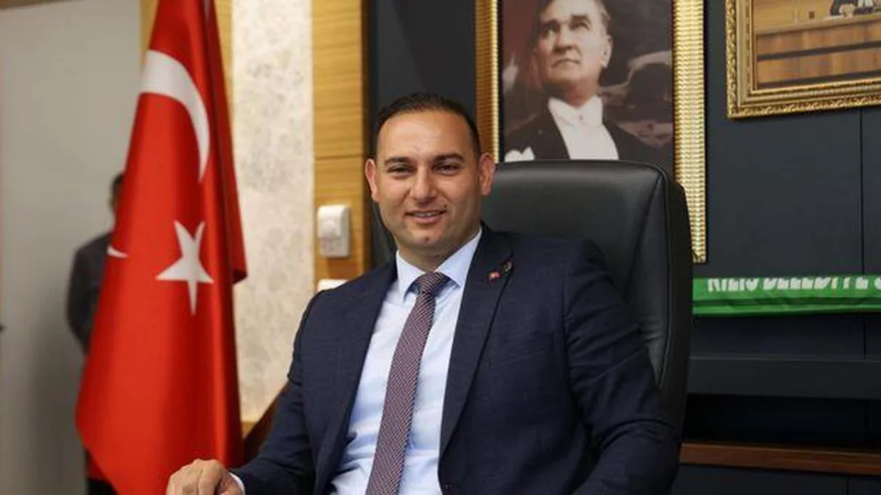 Hakan Bilecen kimdir, hangi partiden? Kilis Belediye Başkanı Hakan Bilecen ka&ccedil; yaşında, nereli, eşi kim?