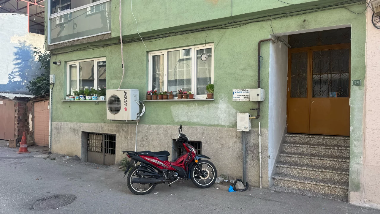 Bursa'da karı koca evlerinde &ouml;l&uuml; bulundu!
