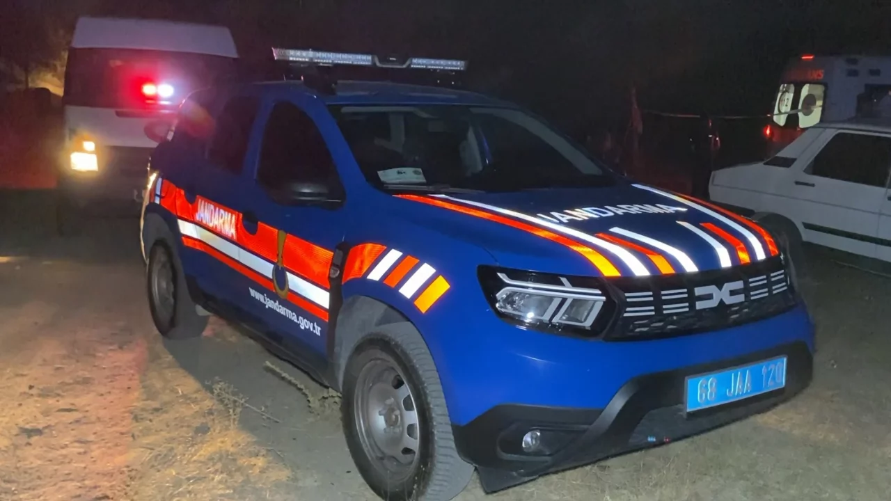 Aksaray'da d&uuml;ğ&uuml;nde yorgun mermi dehşeti: 10 ş&uuml;pheliden 9'u tutuklandı