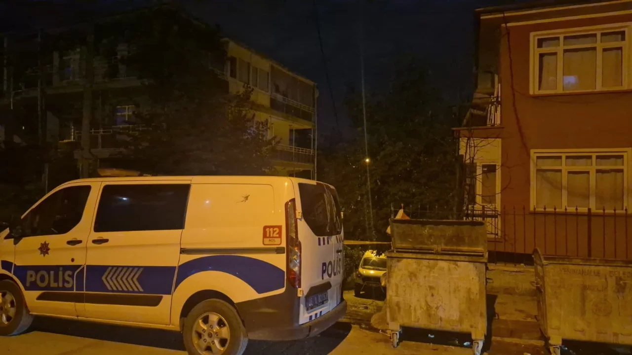 Gece saatlerinde kan donduran cinayet! 3 kişinin cansız bedeni bulundu...