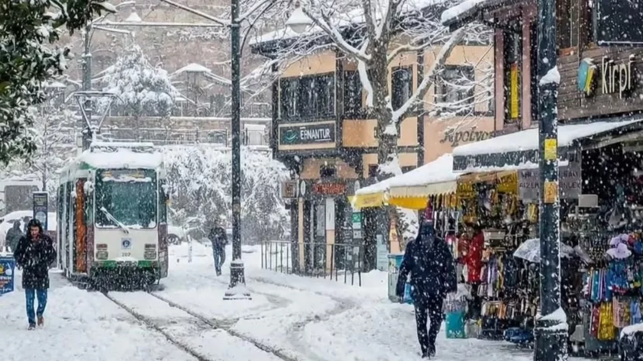 Bursa'ya kar ne zaman yağacak? G&ouml;zler bu aylara &ccedil;evrildi