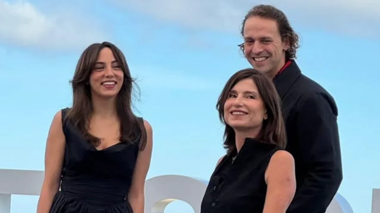 &Ouml;yk&uuml; Karayel ve Metin Akd&uuml;lger'den uluslararası heyecan! 'Artakalan' i&ccedil;in San Sebasti&aacute;n'da b&uuml;y&uuml;k buluşma