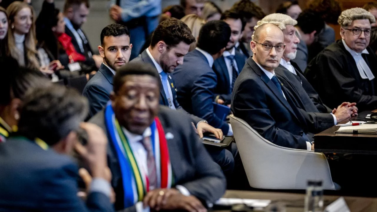Kolombiya, Güney Afrika'nın İsrail'e karşı UAD'de açtığı soykırım davasındaki müdahillik bildirimini geri çekti 