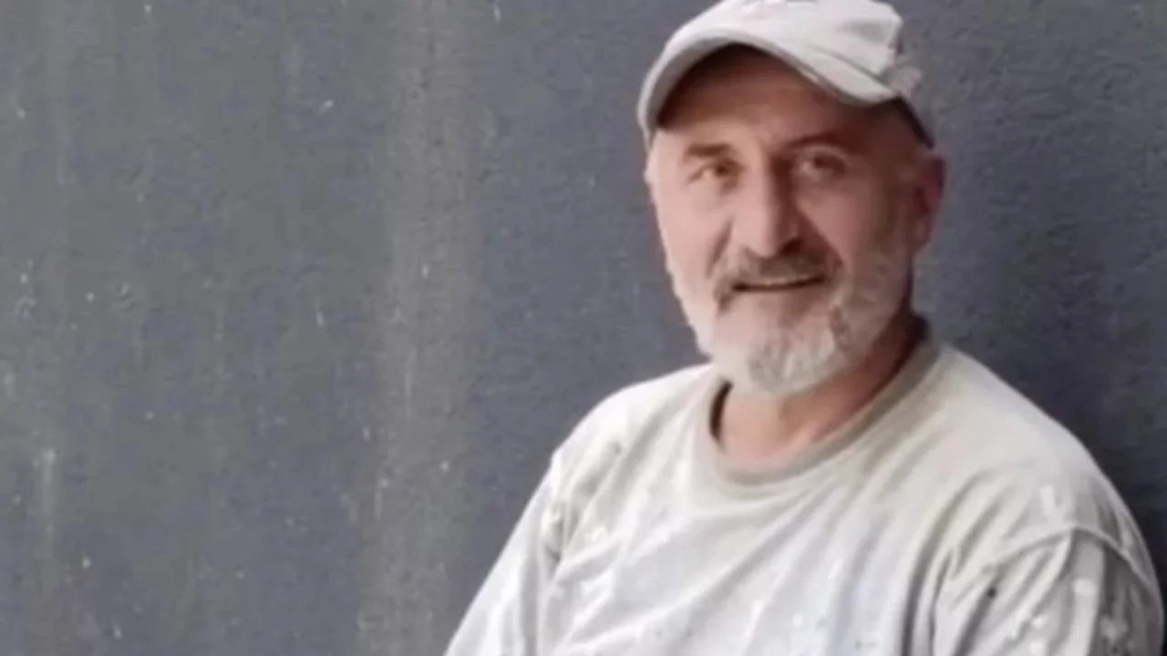 Kadir İnanır'ın yeğeni şaşırttı! Miras tartışmalarından uzakta inşaatta &ccedil;alışırken g&ouml;r&uuml;nt&uuml;lendi