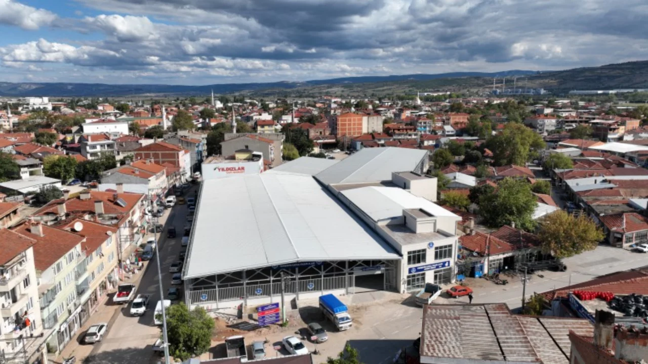 Yenişehir'de b&uuml;y&uuml;k pazar yatırımı i&ccedil;in ihale a&ccedil;ıldı! 4 bin 731 metrekarelik kapalı alan yapılacak