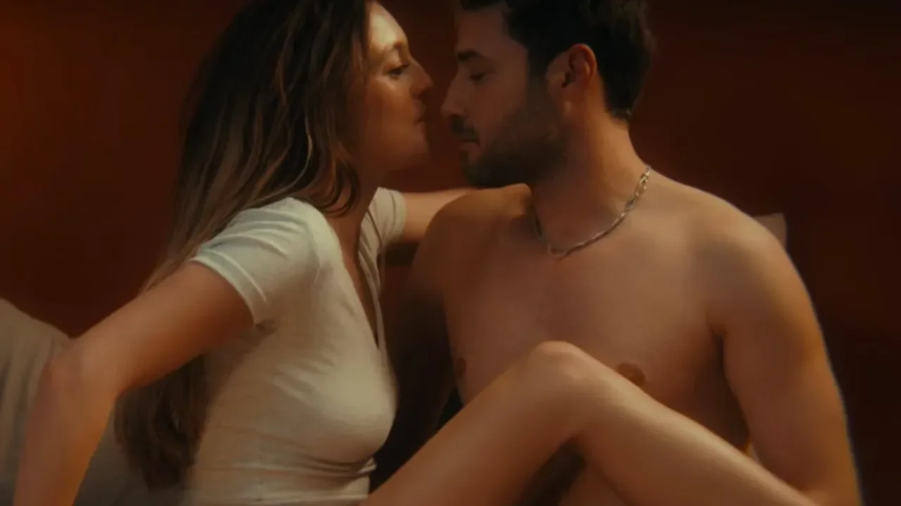 Melis Sezen'in Seni Tanıyorum'daki sahneleri g&uuml;ndemde! Ozan Dolunay'la partnerliği dikkat &ccedil;ekti