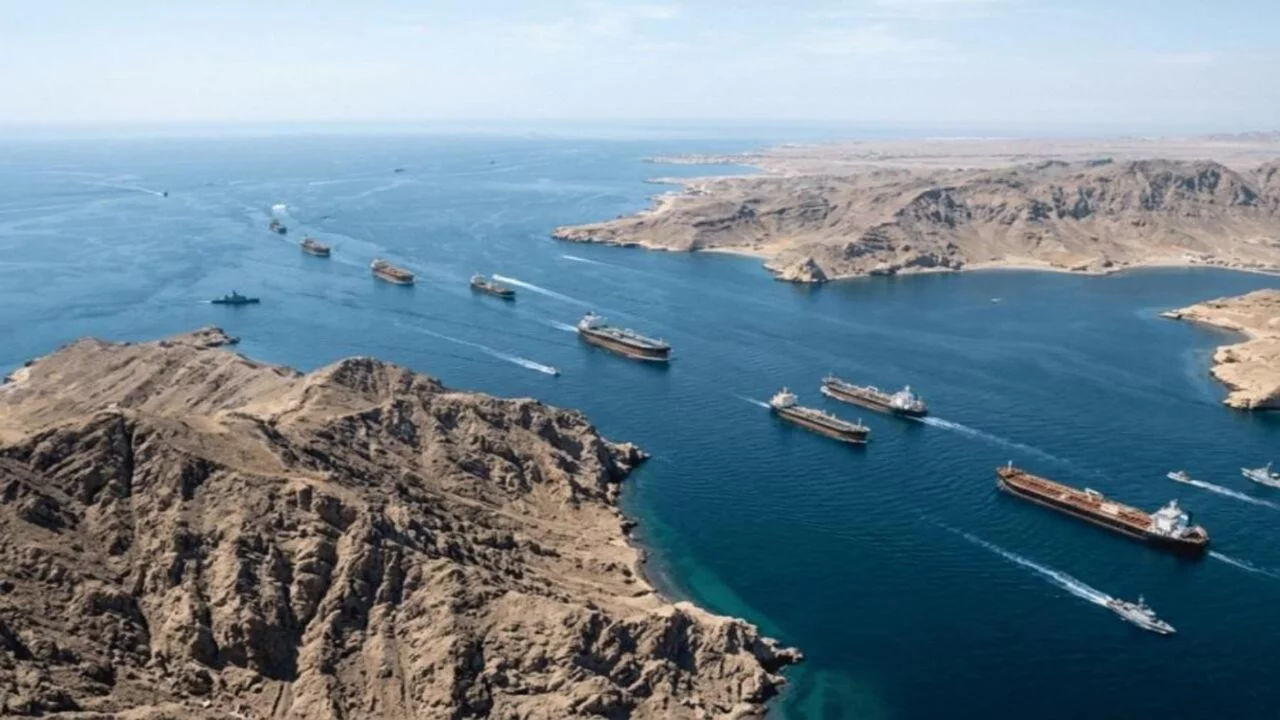 İran savaşı petrol taşımacılığını vurdu: Süper tanker kiraları 40 kat arttı 