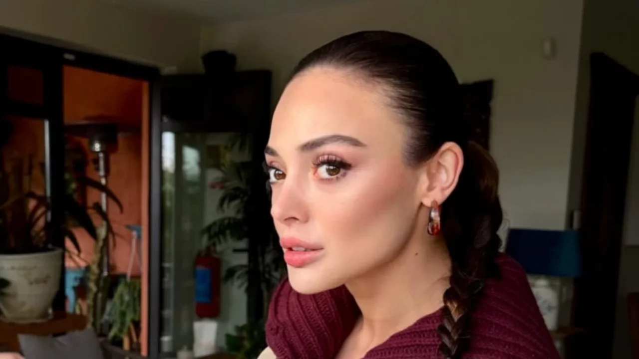 Rabia Soyt&uuml;rk ve Samet Vuruşan aşkında bir kez daha ayrılık! Evlilik teklifinin ardından ikinci şans da yetmedi