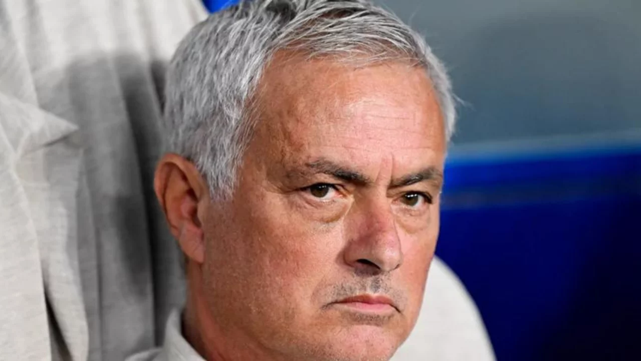 Arda G&uuml;ler, Jose Mourinho'yu işinden ediyor! Devre arasında g&ouml;nderilebilir