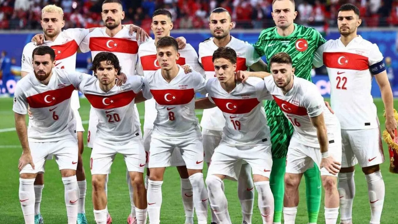 Fransa maçı öncesi A Milli Takım'da Orkun Kökçü şoku