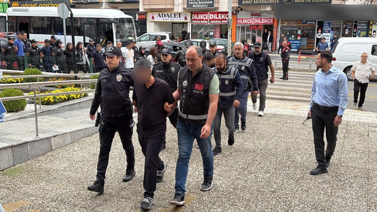 Ara&ccedil; satmak isteyenleri b&ouml;yle kandırdılar! 55 ilde dolandırıcılık operasyonu
