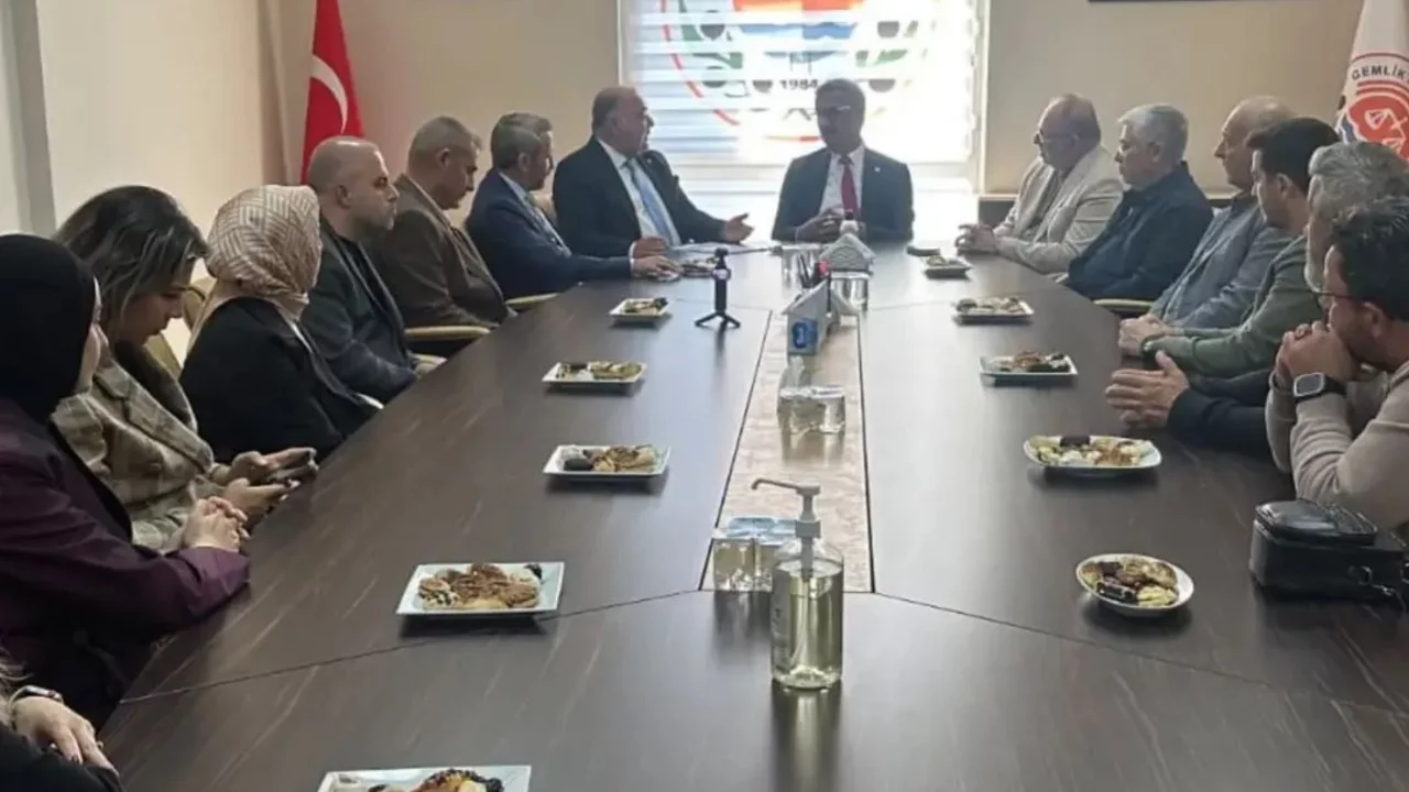 Gemlik'in talepleri Türkiye Yüzyılı Buluşmaları'nda konuşuldu