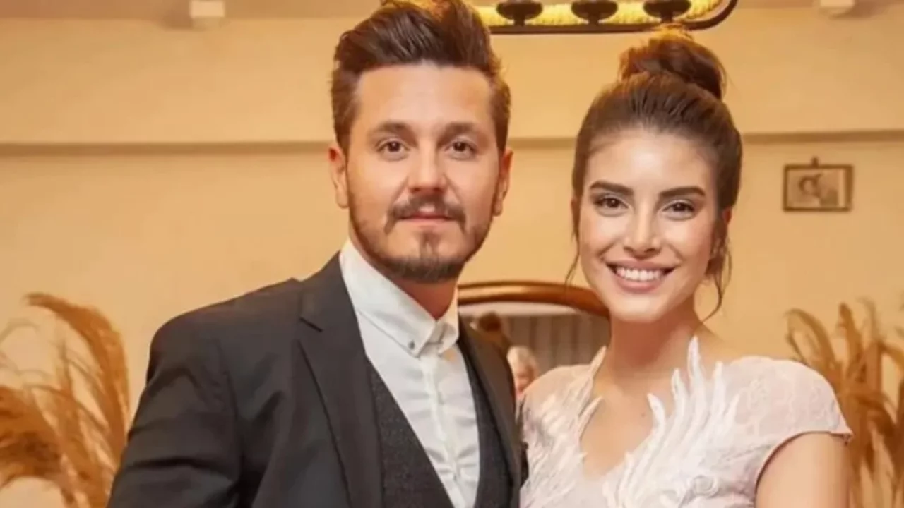 Boşanma iddiaları sonrası dikkat çeken hamle! Deniz Baysal, Barış Yurtçu'nun soyadını sildi