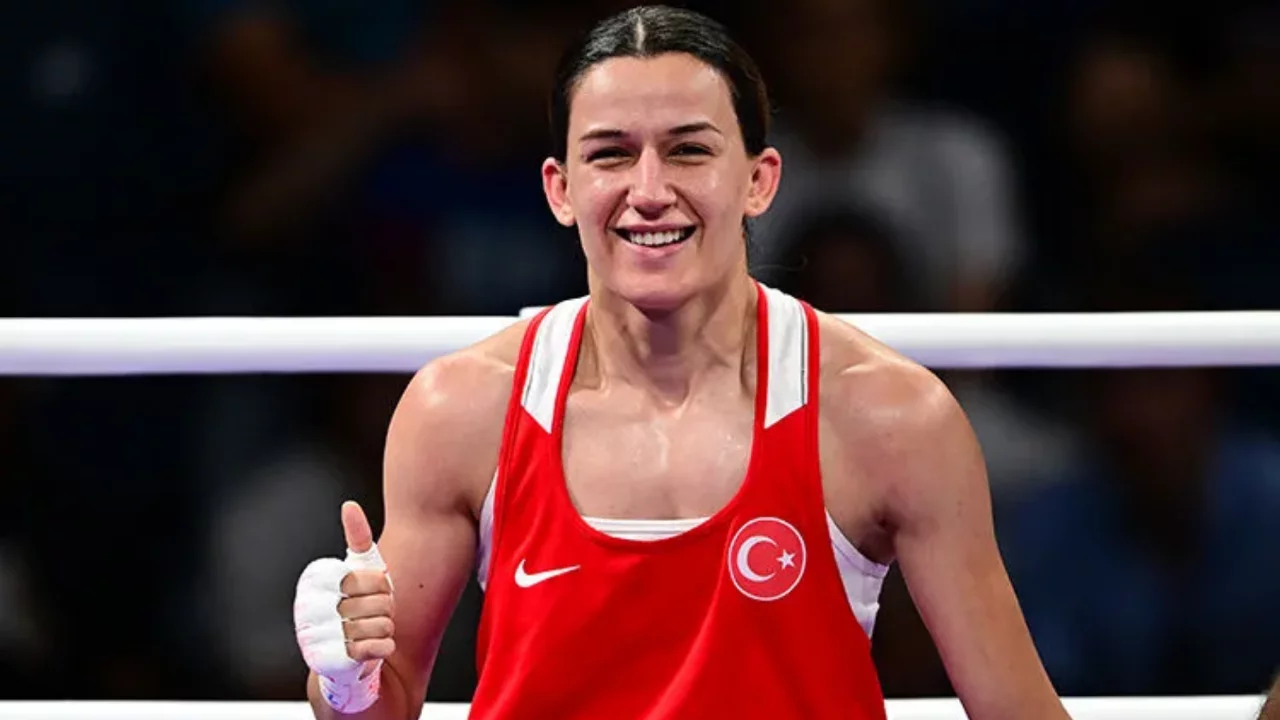 Cumhurbaşkanı Erdoğan'dan Avrupa şampiyonu Hatice Akbaş'a tebrik telefonu
