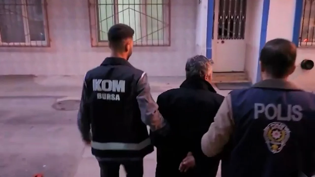 Bursa'da ev vaadiyle 1.4 milyarlık vurgun iddiası! Kooperatiflere baskın yapıldı, g&ouml;zaltılar var