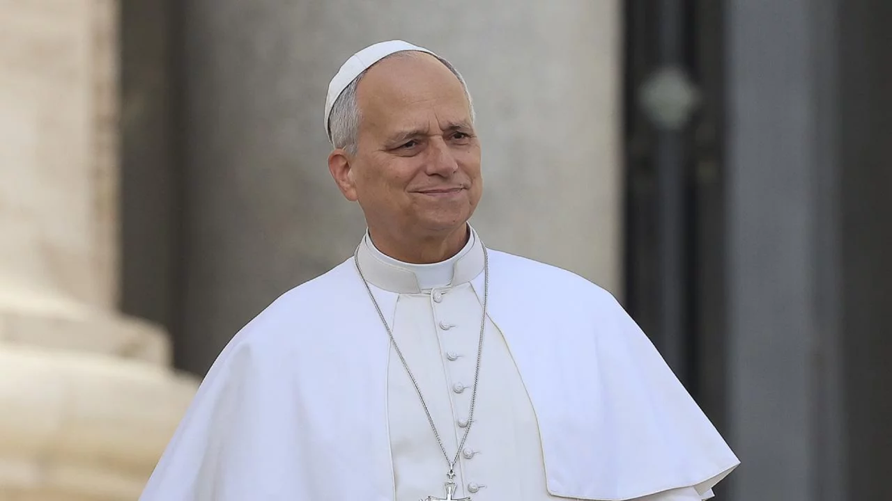 Papa 14. Leo'dan yapay zeka ve yeni teknolojiler için dikkat çeken çağrı