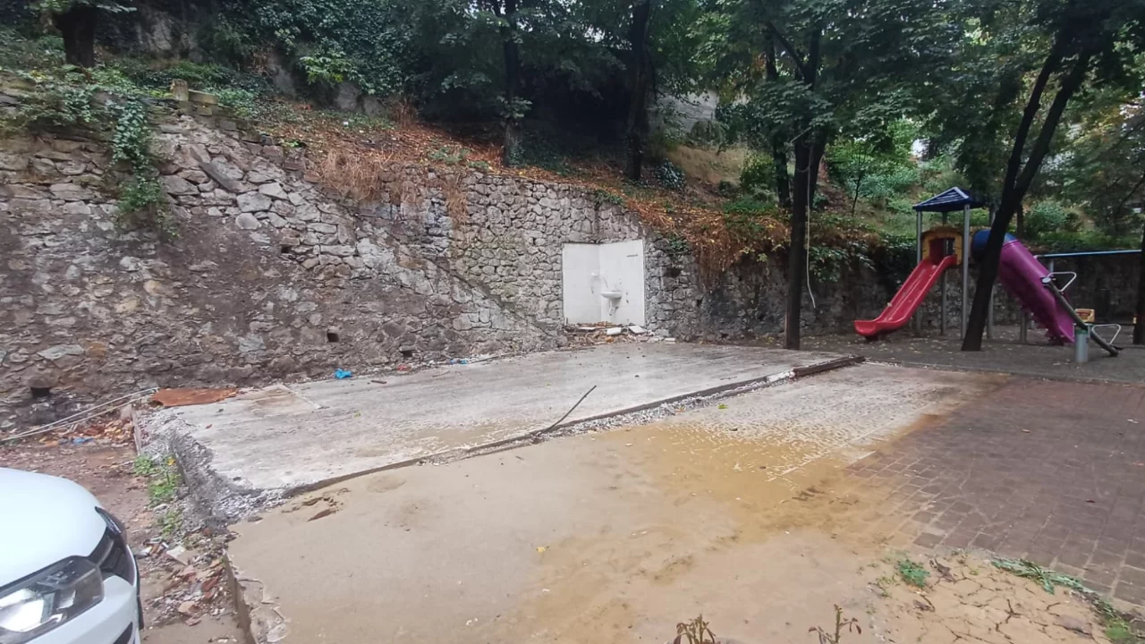 Bursa'da yıllardır sorun olan bina yıkıldı! Yerine bakın ne yapılacak