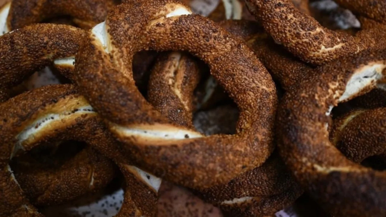 Ticaret Bakanlığı İstanbul'daki simit fiyatlarını mercek altına aldı