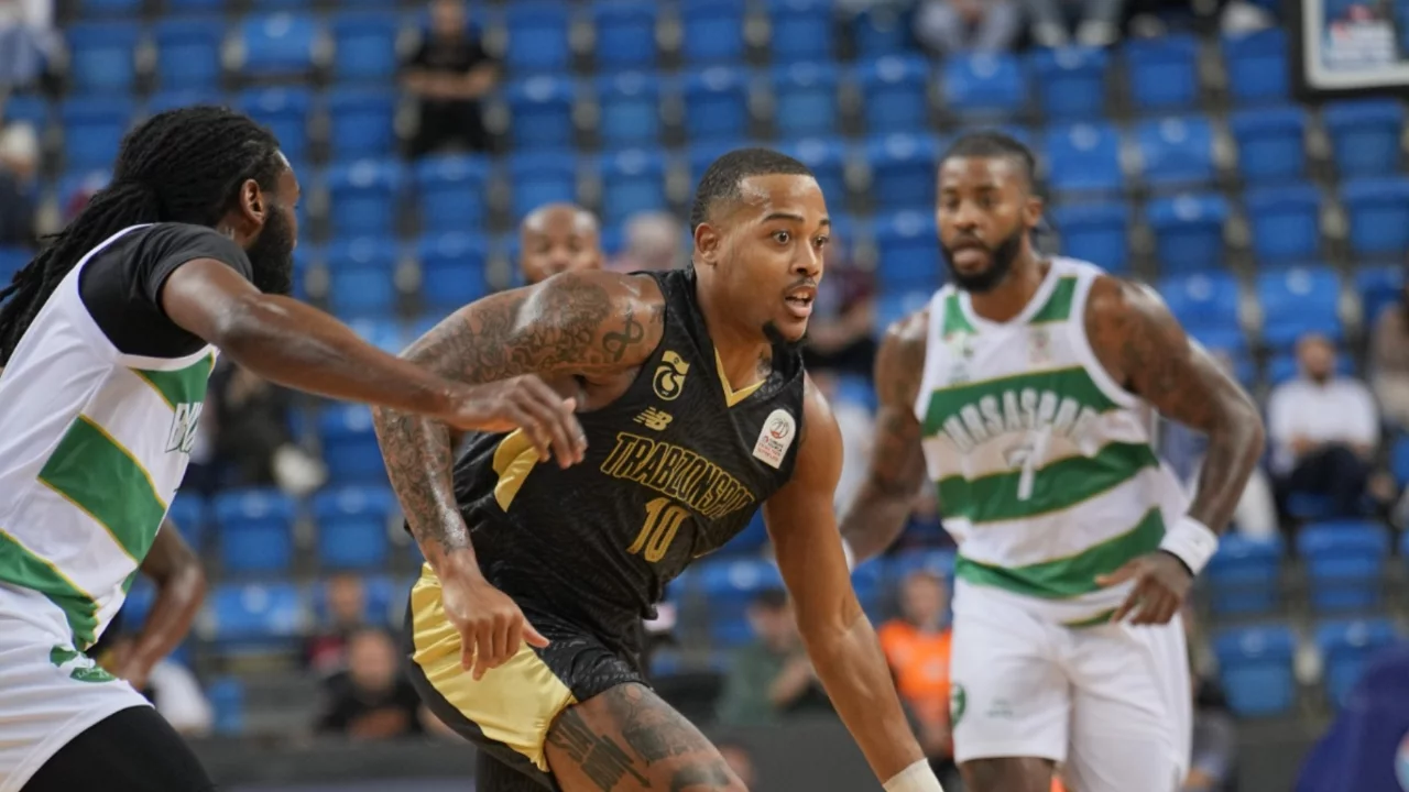 Bursaspor Basketbol sezonu mağlubiyetle açtı... 