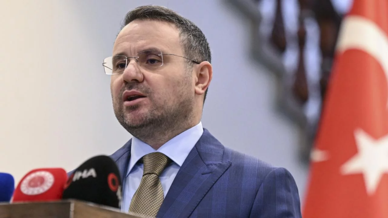 Bakan Gürlek'ten finans piyasaları mesajı: "Hiçbir şey karanlıkta kalmayacak"
