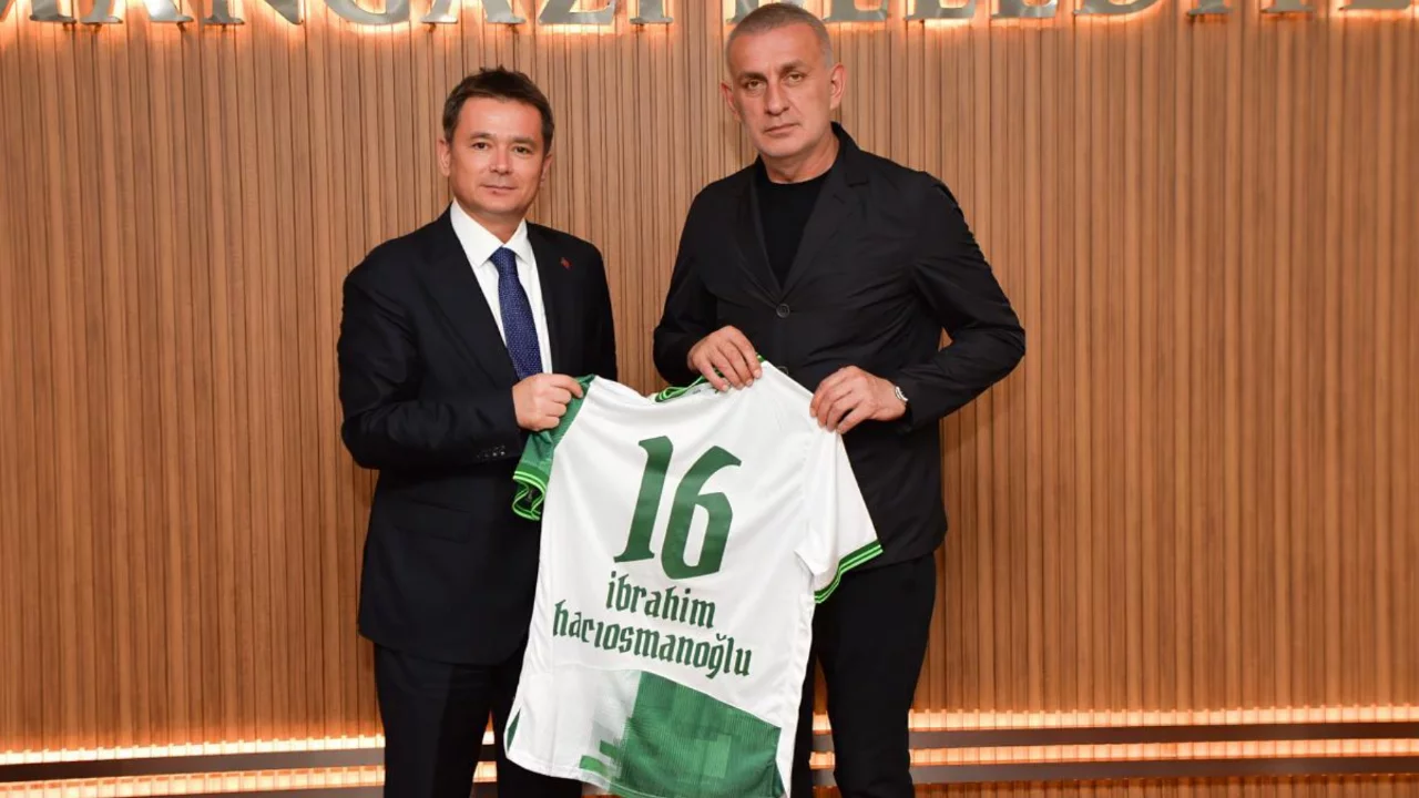 TFF Başkanı'ndan Başkan Erkan Aydın'a ziyaret