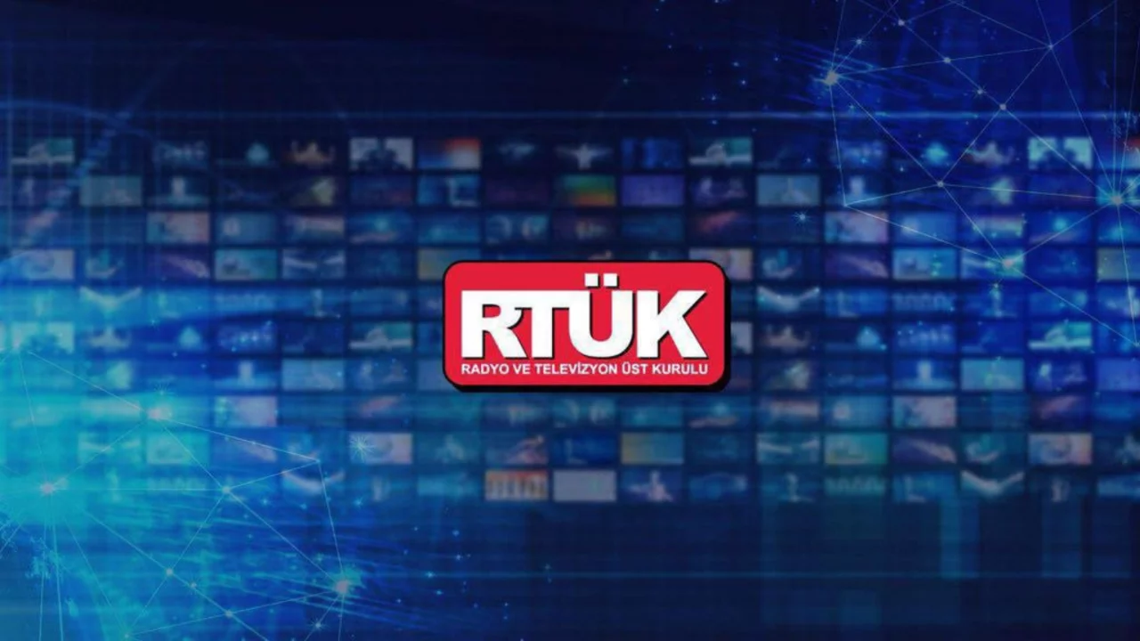 RT&Uuml;K'ten &ouml;ğretmenin &ouml;ld&uuml;r&uuml;ld&uuml;ğ&uuml; okul saldırısına 'yayın yasağı' kararı!