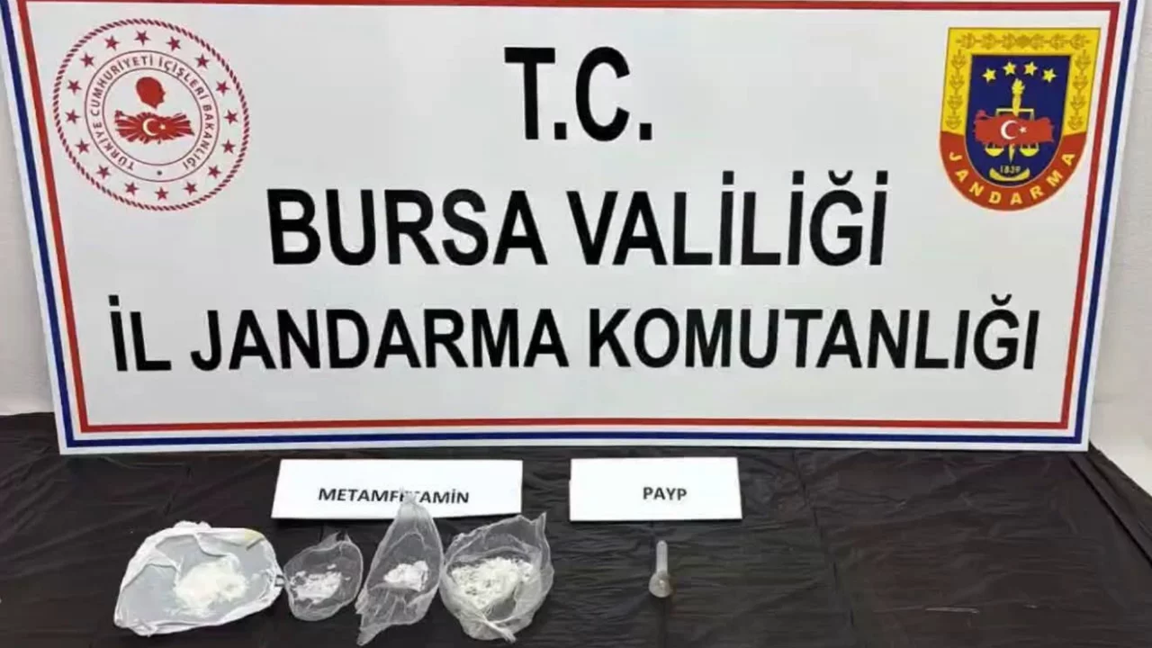 Yenişehir'de uyuşturucu operasyonu! 3 kişi gözaltına alındı