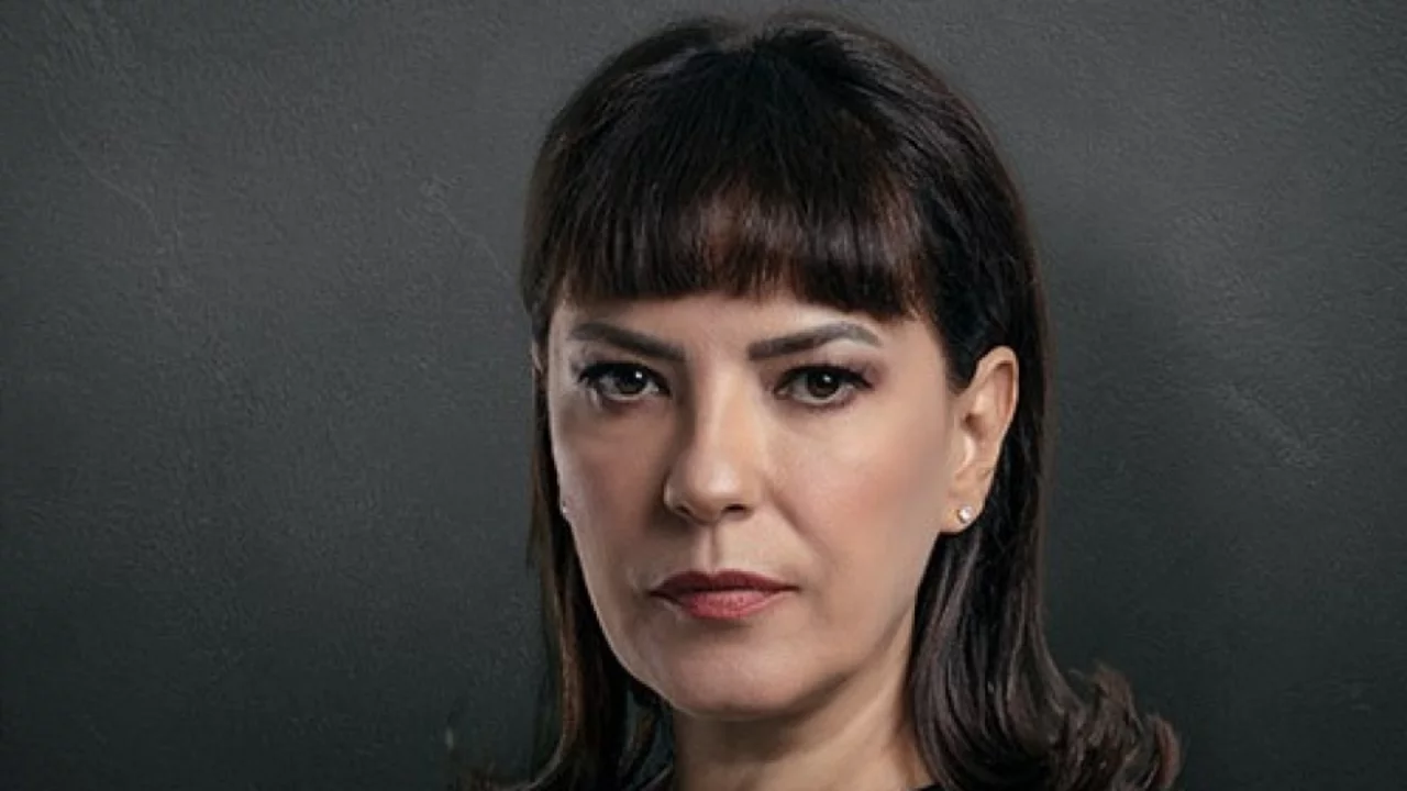 Yeşim Salkım'dan dikkat çeken paylaşım! "Param nerede?" diyerek eski defterleri açtı