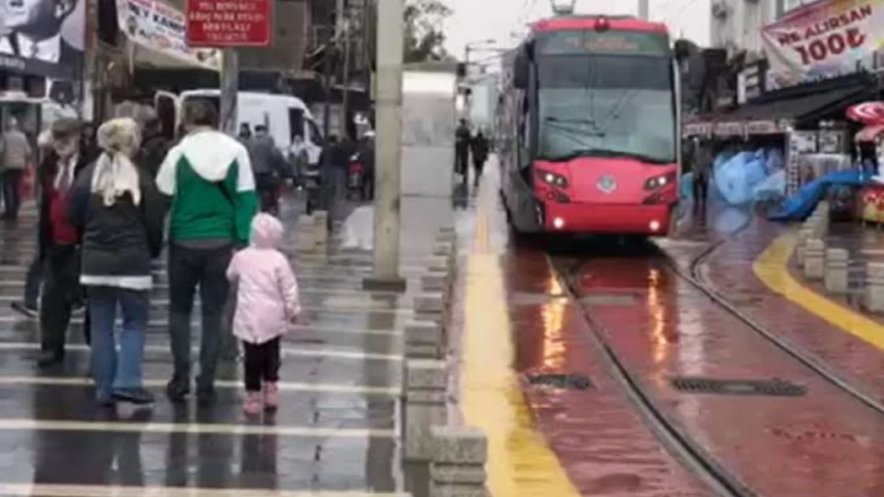 Bursa i&ccedil;in uyarılar peş peşe geldi! Meteoroloji raporu paylaşıldı...