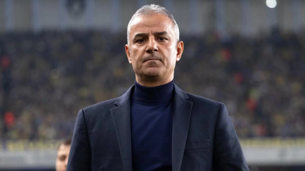 Fenerbahçe'de İsmail Kartal açıkladı! "Maalesef 4-5 hafta oynayamayacak" 