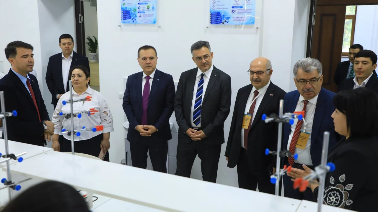 BTÜ'den Özbekistan'da akademik iş birliklerini güçlendiren temaslar