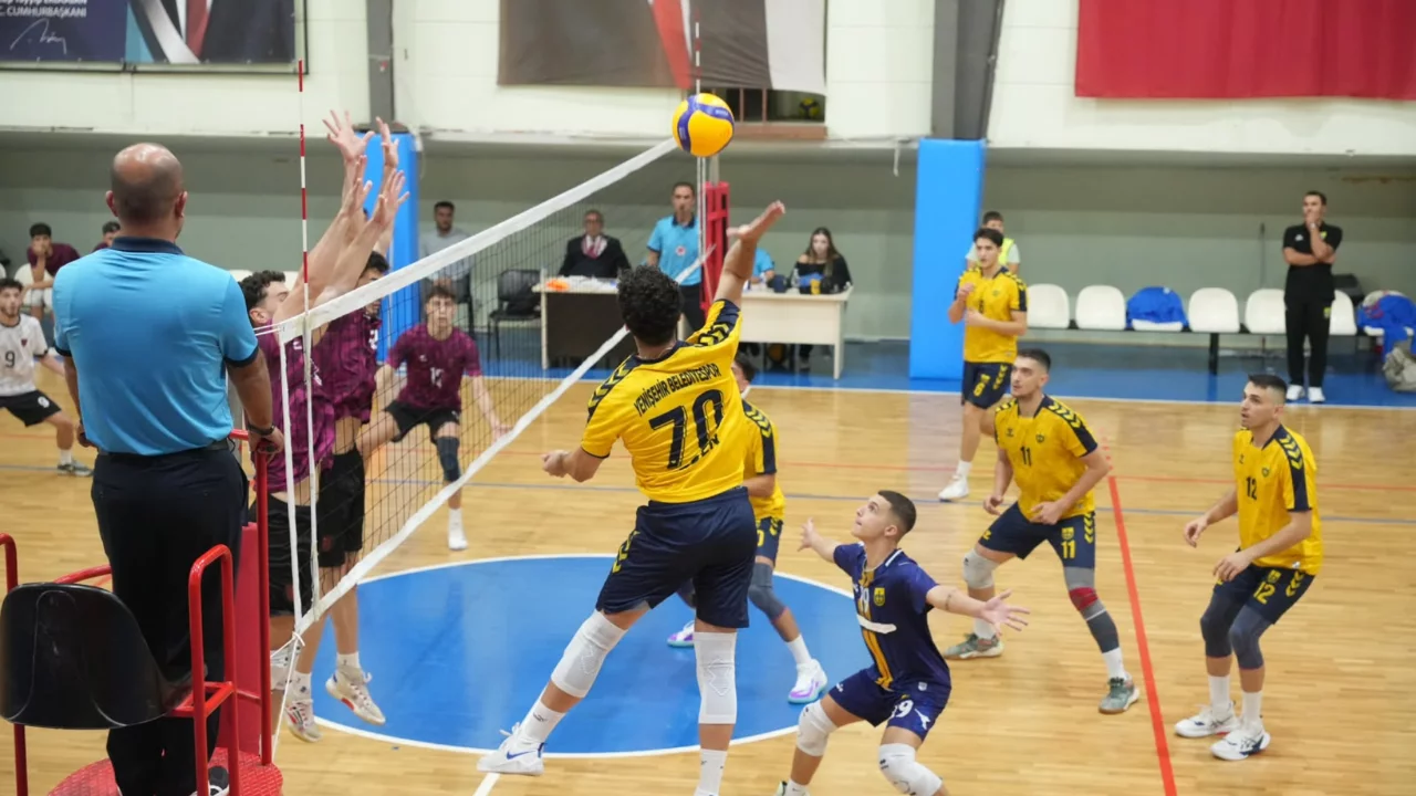 Yenişehir Belediyespor filede 2'de 2 yaptı