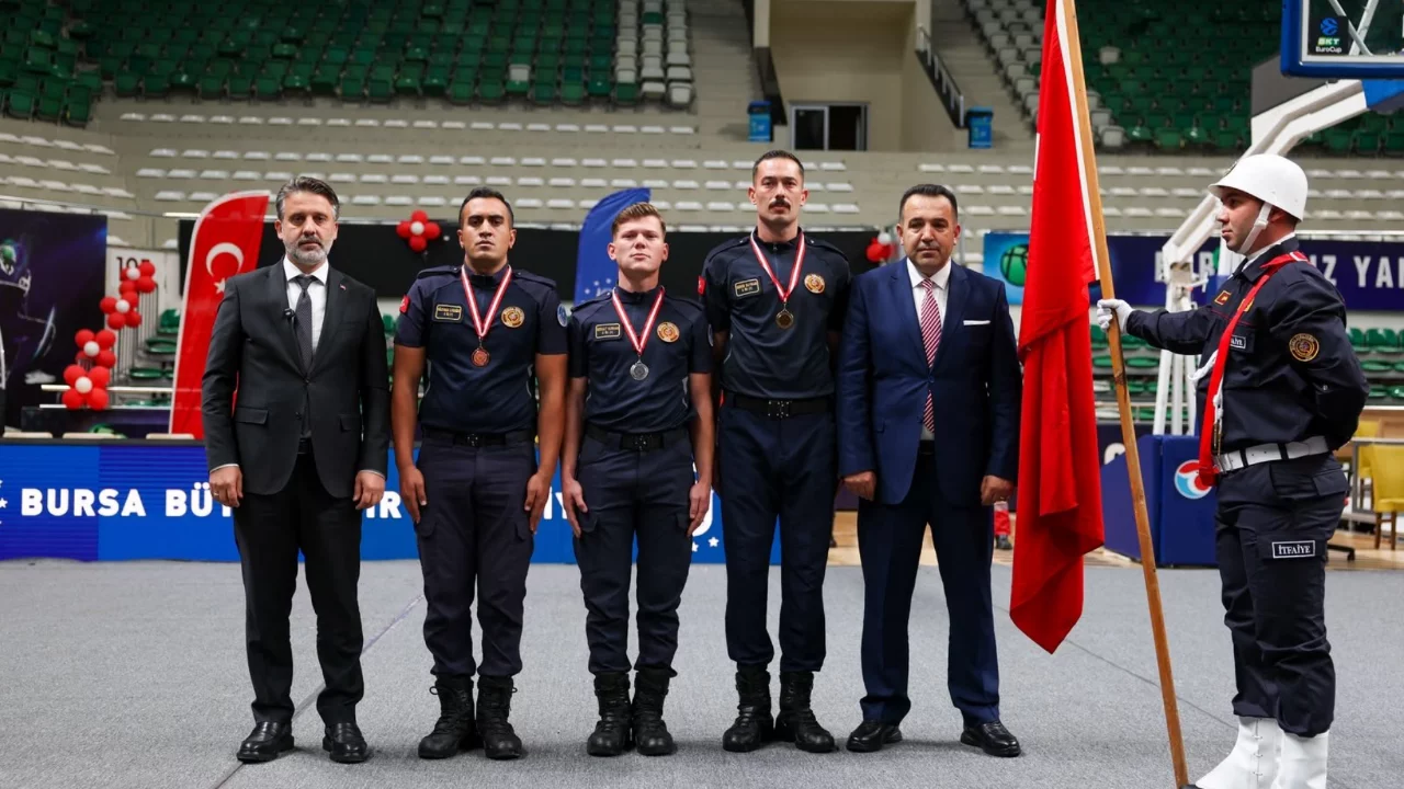 Başkan Vekili Biba: İtfaiye teşkilatımızı g&uuml;&ccedil;lendirmenin haklı gururunu yaşıyoruz