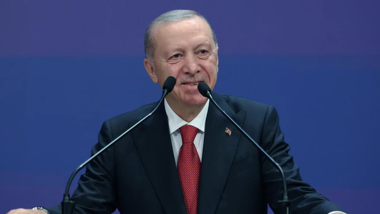 Cumhurbaşkanı Erdoğan: T&uuml;rkiye'nin gelecek y&uuml;z yılına biz damga vuracağız