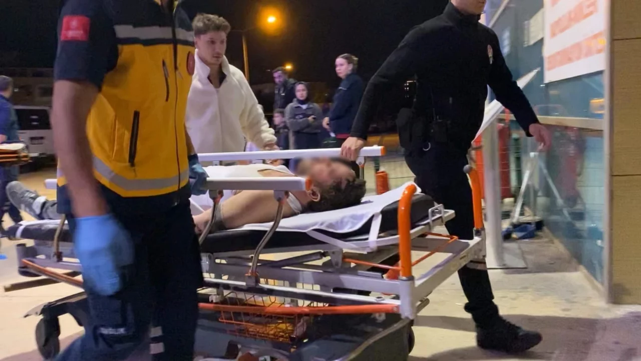Bursa'da ısıtıcı m&uuml;şterilerin arasında bir anda alev aldı: Ağır yaralı var...