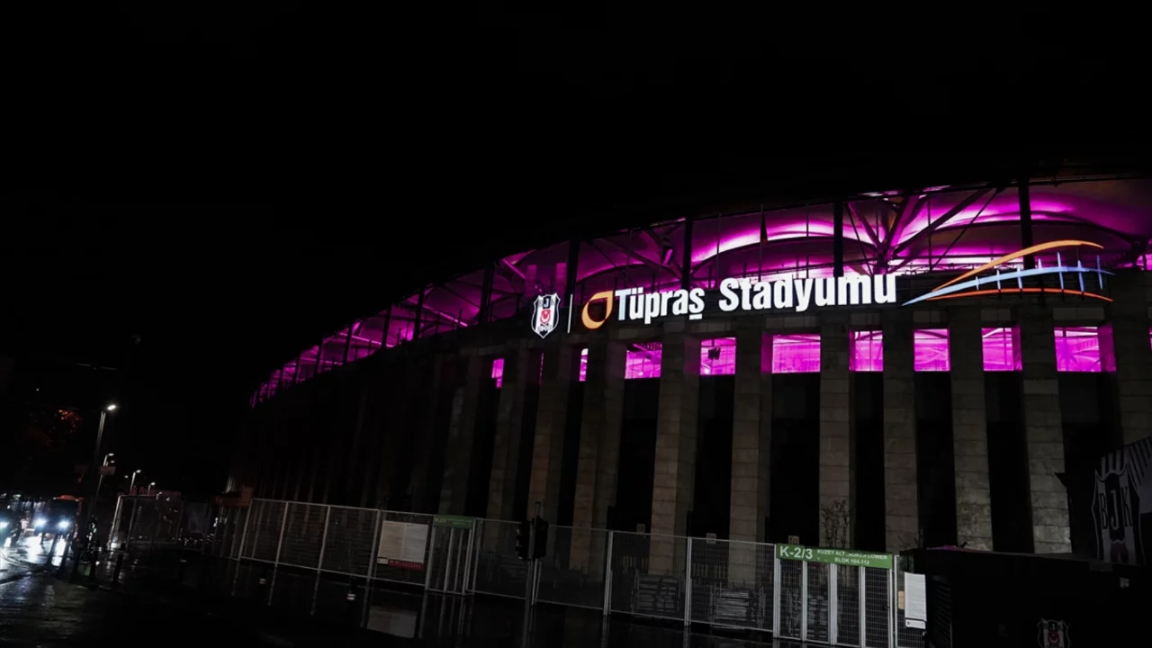 Beşiktaş Kul&uuml;b&uuml;nden "Pembe Ekim" farkındalığına destek