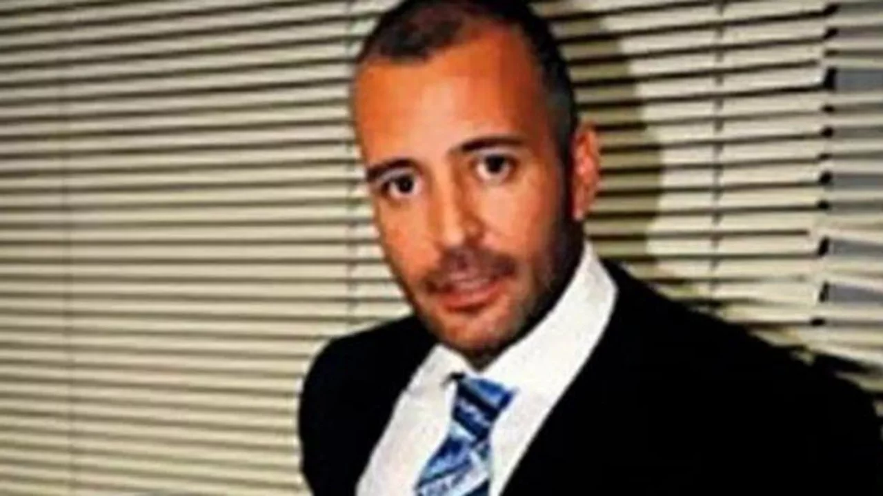 Tuncer &Ouml;ztarhan kimdir, ne iş yapıyor? Tuncer &Ouml;ztarhan eşi kim, ka&ccedil; yaşında, nereli?