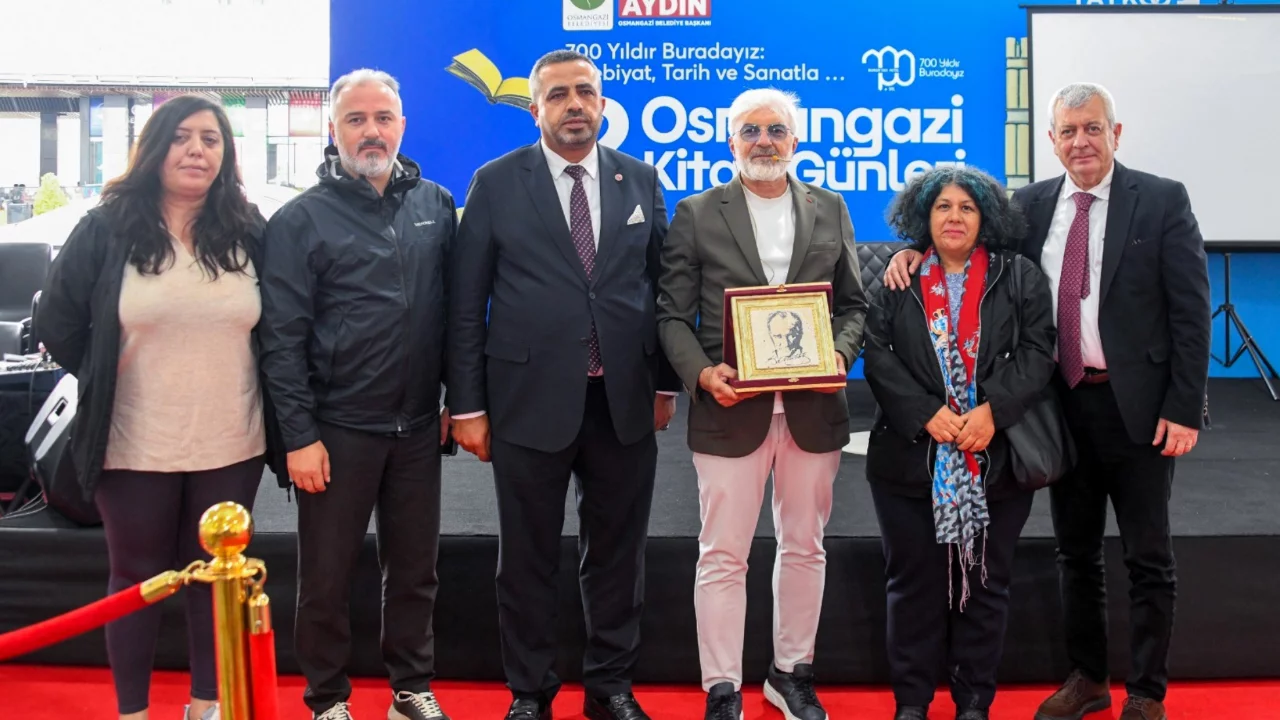 Orhan Kemal'in Bursa'sına Kitap G&uuml;nleri'nde Işık Tutuldu