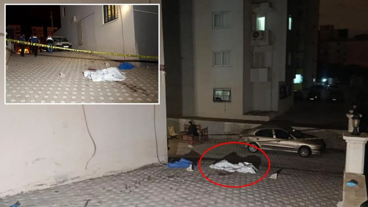 Sevgilisinin evinde oturuyordu, kapıya geleni g&ouml;r&uuml;nce olanlar oldu
